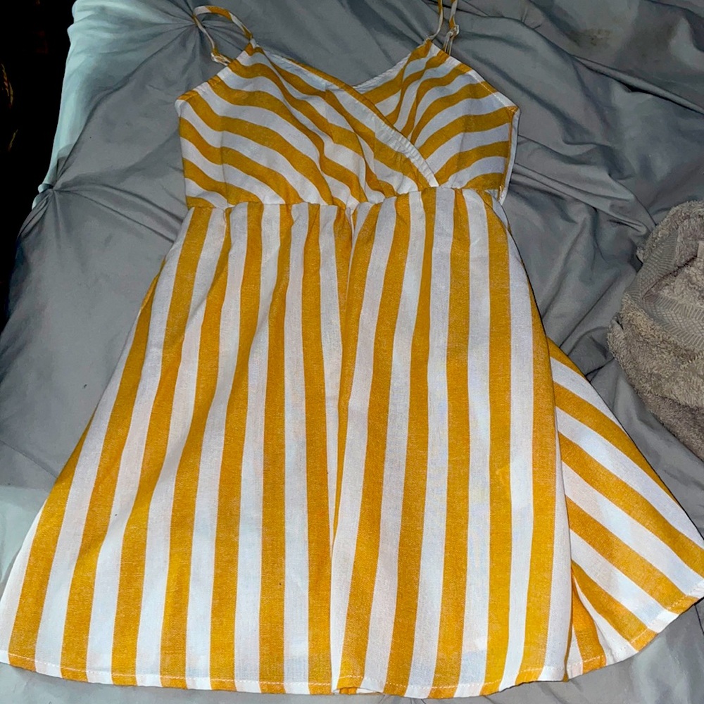XS yellow sundress 🔆